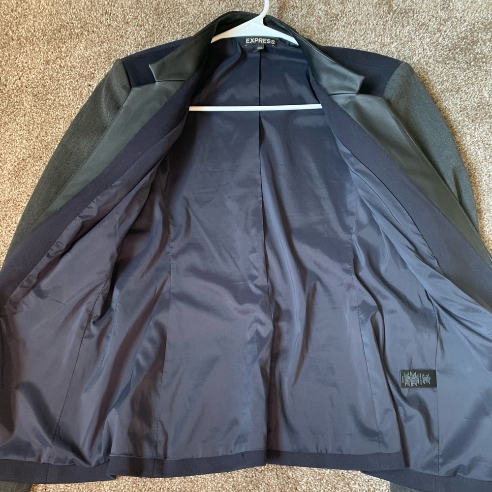 Express Blazer - Picture 4 of 4